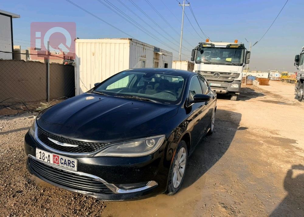 كرايسلر 200